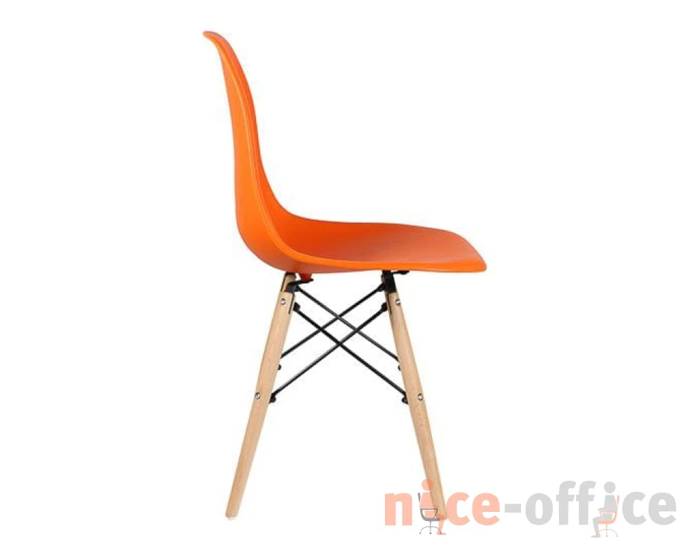 Стул дизайнерский Eames Dsw