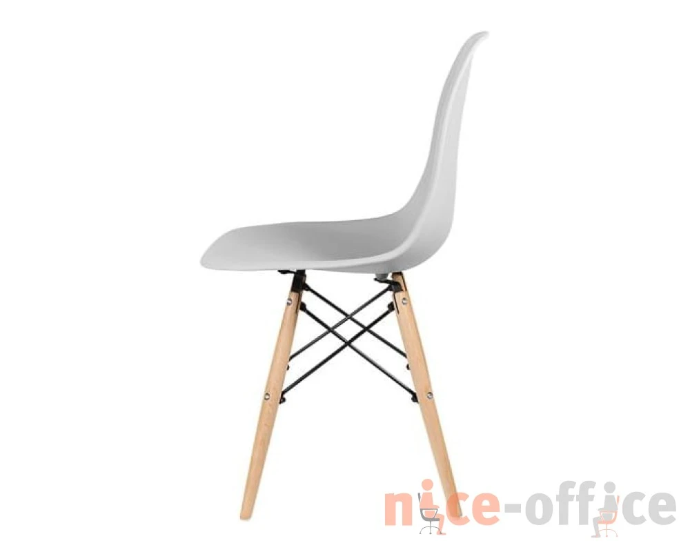 Стул дизайнерский Eames Dsw